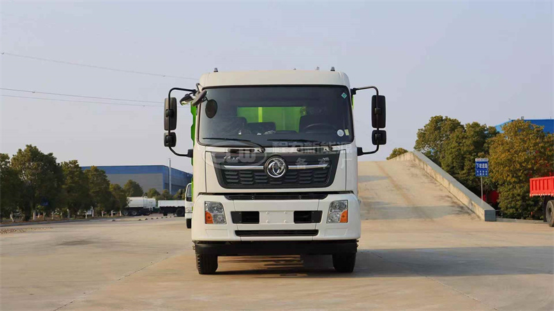 湖北程力天錦掃路車（12方）